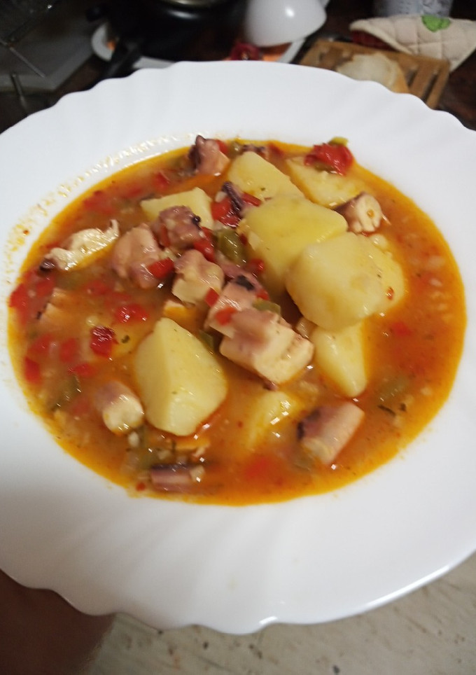 Una foto de Marmitako de potón