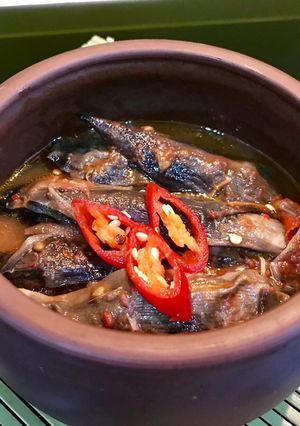 Hình của món Bắp nõn chuối kho cà chua.