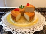 Una foto de flan sin gluten y sin lactosa