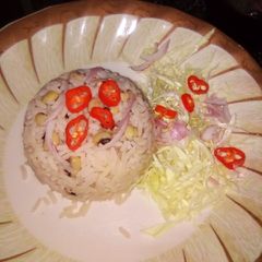 A picture of Shinkafa da wake and cabbage.