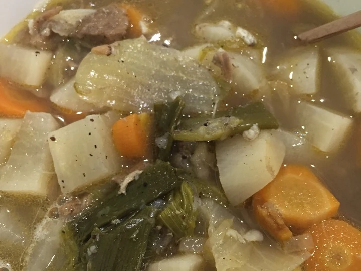 Langkah Mudah untuk Membuat Resep Sop daging sapi lobak Anti Ribet, Bisa Manjain Lidah