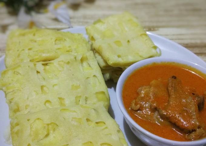 Roti Jala Kuah Kari