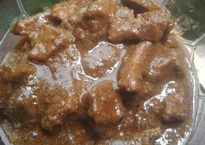 Rendang daging sapi