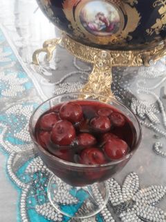 عکسی از دستور ترشی آلبالو