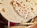 نان لواش سبوس دار آتنا بانو