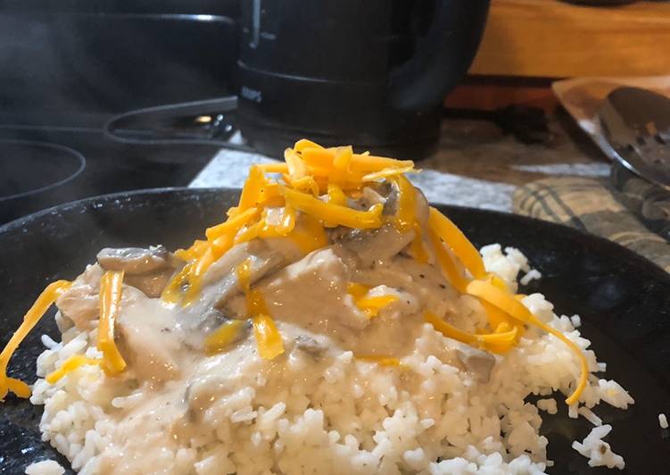 Chicken and Rice with Mushroom Sauce