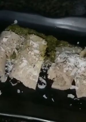 फलाहारी खांडवी (Falahari Khandvi recipe in hindi) रेसिपी मुख्य फोटो