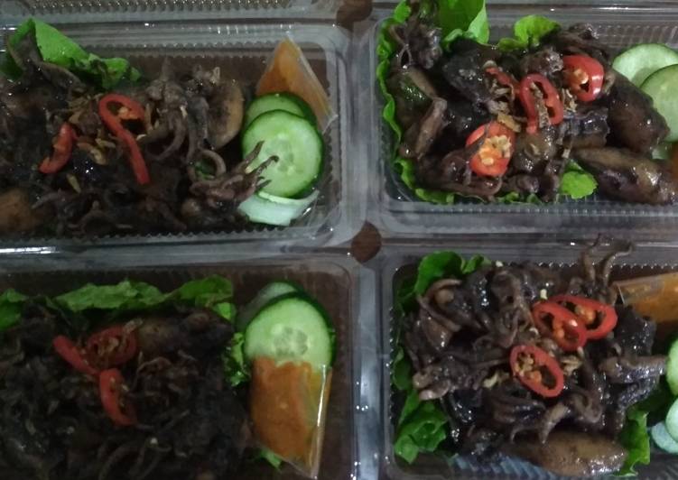 Cumi Masak Hitam Ala Raditya