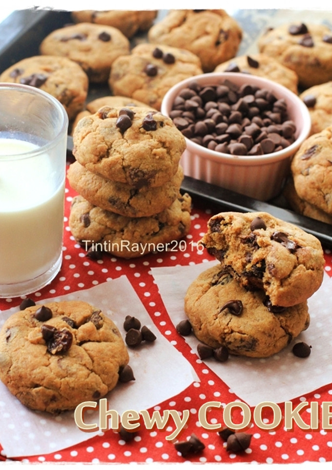 Foto resep Cookie Monster Chewy Chocochips Cookies - Trial new recipe