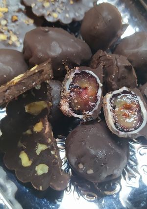 Una foto de Arannuí (Arándanos Con Chocolate) Y Monedas De Chocolate