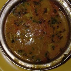 A picture of Udadh And chana dall.