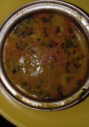 A picture of Udadh And chana dall.