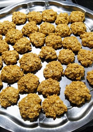 Una foto de Galletitas light de avena con banana y coco