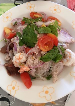 รูปของ ยำวุ้นเส้น
