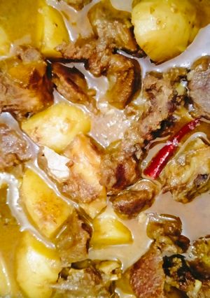 মসলায় আলু গোস্ত রেসিপির প্রধান ছবি