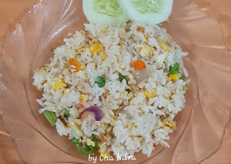 Nasi goreng pelangi