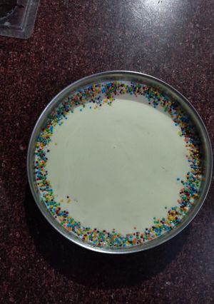 A picture of Oats chocolate burfi.