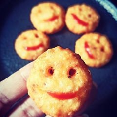 A picture of Potato smiley.