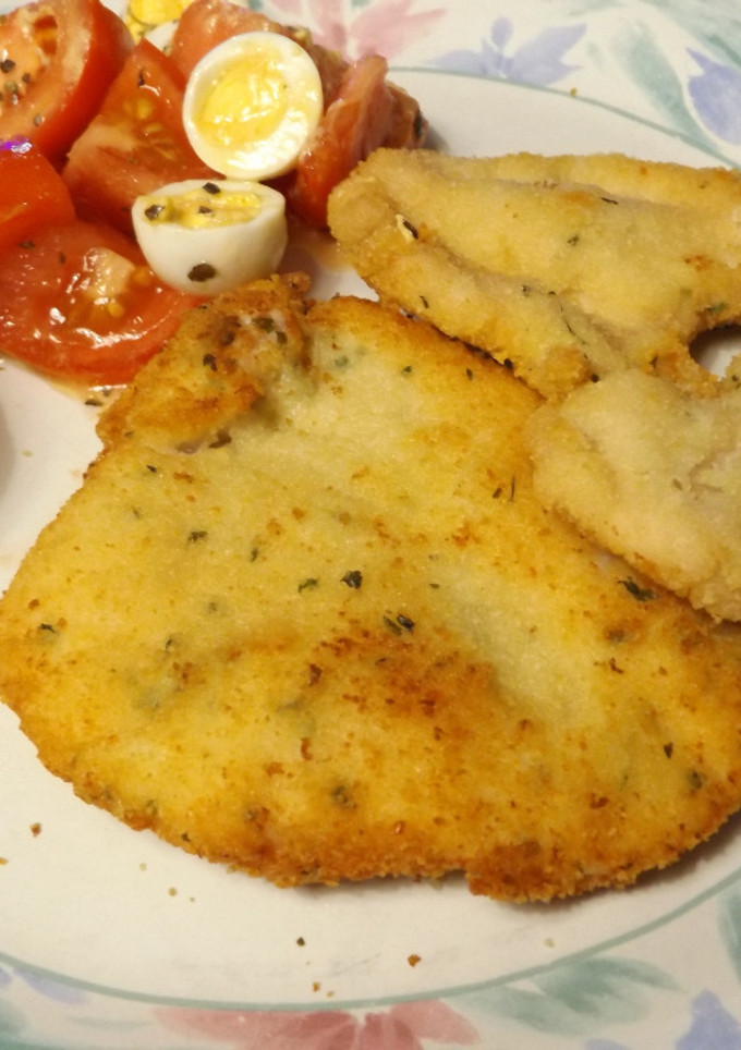 Una foto de Pechuga de pavo empanado con queso