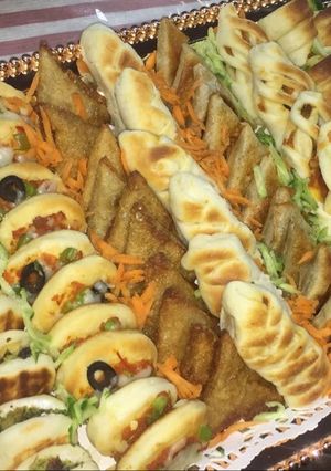 صورة لوصفة عجينة فطائر مشكله بحشوه متنوعه