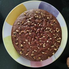 A picture of Eggless Banana walnut cake.
