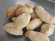 Una foto de masa pan para tortas