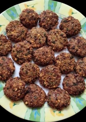 A picture of Banana flower masala vada.