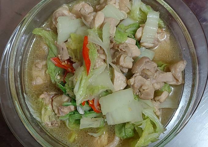 Resep Tumis sawi putih ayam oleh desy ariyanti - Cookpad