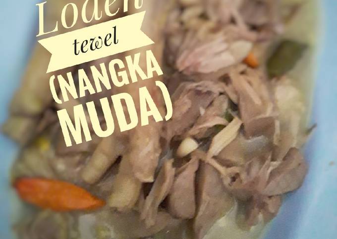 Sayur lodeh tewel (nangka muda)