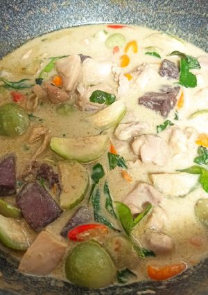 รูปของ แกงเขียวหวานไก่