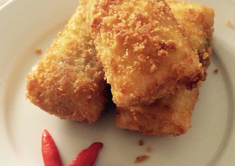 Bagaimana Membuat Risol ayam wortel Anti Gagal