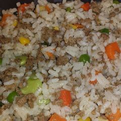 A picture of Beefy Rice & Veggies.