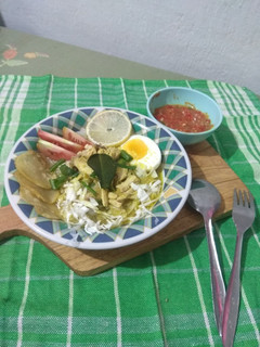 Foto resep Yellow chicken clear soup (alias) soto ayam bening