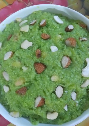 A picture of Lauki Halwa.