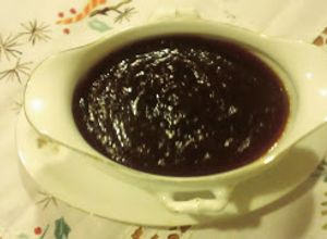 Una foto de Cranberry Sauce. Salsa de Arándanos