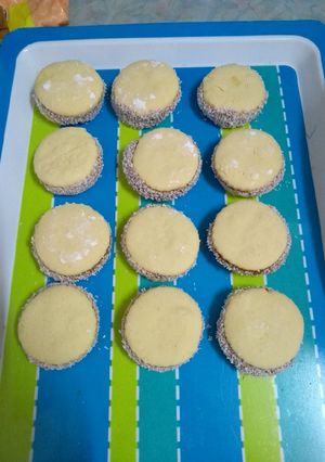 Una foto de Mini Alfajores de Maicena