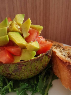 A picture of Avocado Rocket Salad.