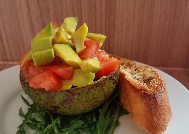 Recipe of Quick Avocado Rocket Salad