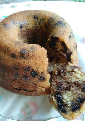 Una foto de Budín marmolado con chips de chocolate