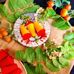 A picture of Mango Popsicles.