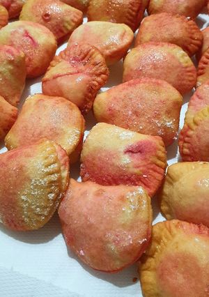 Foto di Mezze lune ricotta & Alchermes 🎭