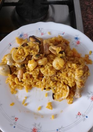 A picture of Mixed Paella with Chicken.