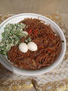 A picture of Simple brown spaghetti.