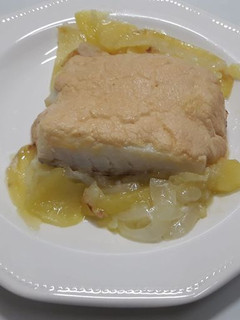Una foto de Bacalao a la muselina de ajo