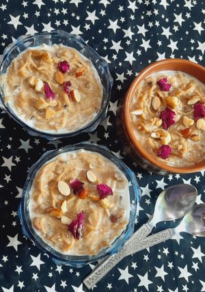 A picture of Sheer Khurma.