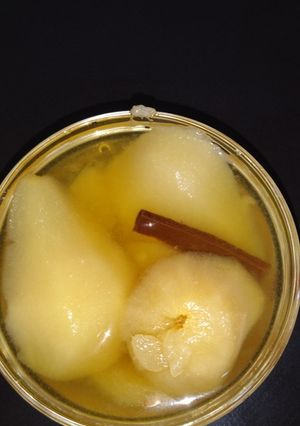 Una foto de Peras cocidas