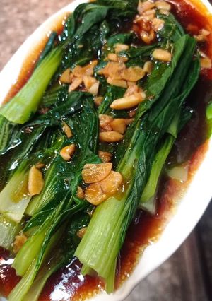 Foto resep 10. Pokcoy siram bawang putih