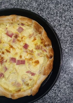 Una foto de Tarta de jamón y queso