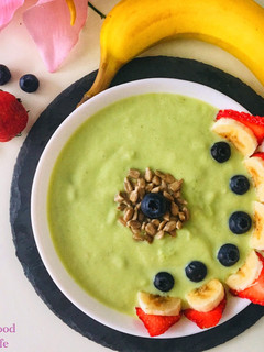 A picture of Avocado Banana smoothie.