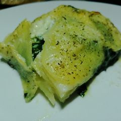 A picture of Potato and Spinach au gratin.